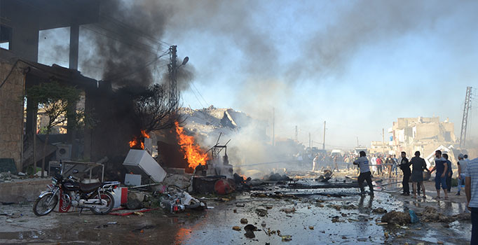 Suriye'de rejim İdlib yakınındaki Maaret Musayrin'i bombaladı: 10 ölü, 17 yaralı - Son dakika haber
