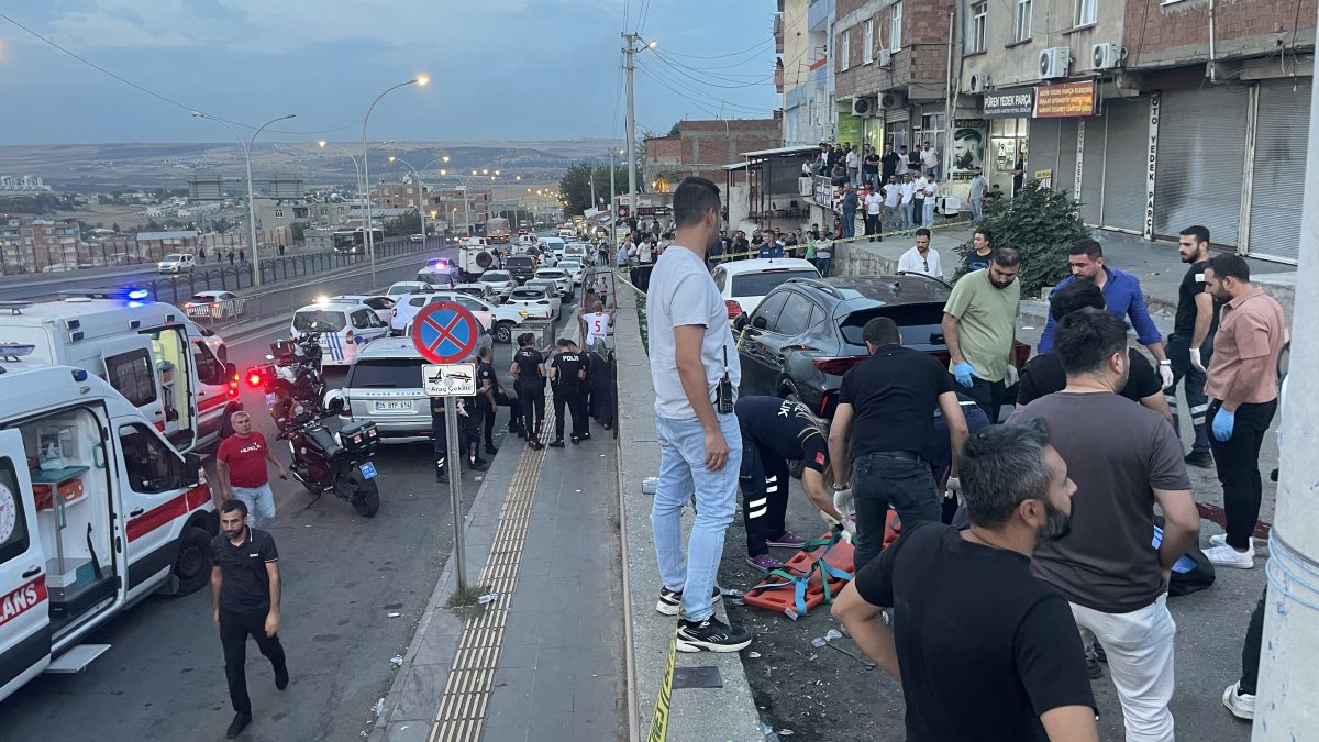 Diyarbakır’da alacak verecek kavgası kanlı bitti: 3 kişi hayatını kaybetti