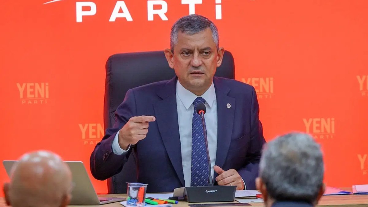 Son dakika... Özgür Özel, Manisa'daki okul saldırısı için heyet görevlendirdi
