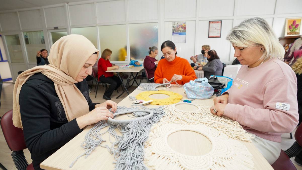 Gaziemir'de kış dönemi kurs kayıtları başlıyor