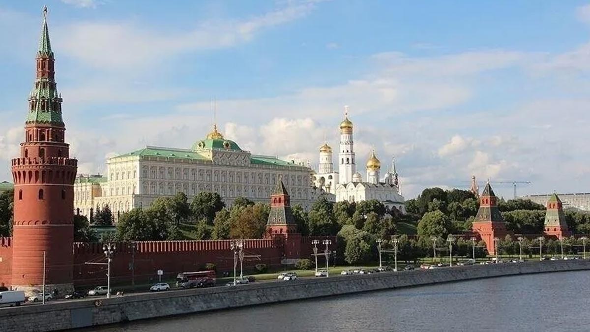 Kremlin destekli sahtecilik ağı deşifre oldu: Küresel bankalar Rusya'ya 6,9 milyar dolar taşıdı