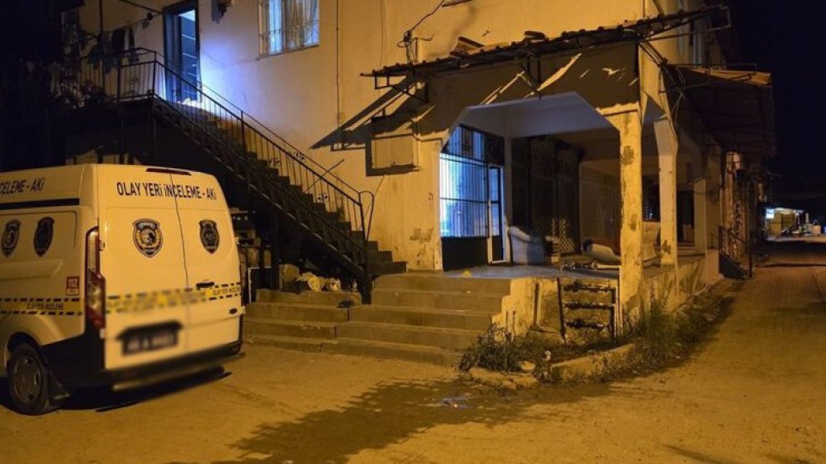 Milas'ta bıçaklı kavga: 1 ölü, 2 yaralı
