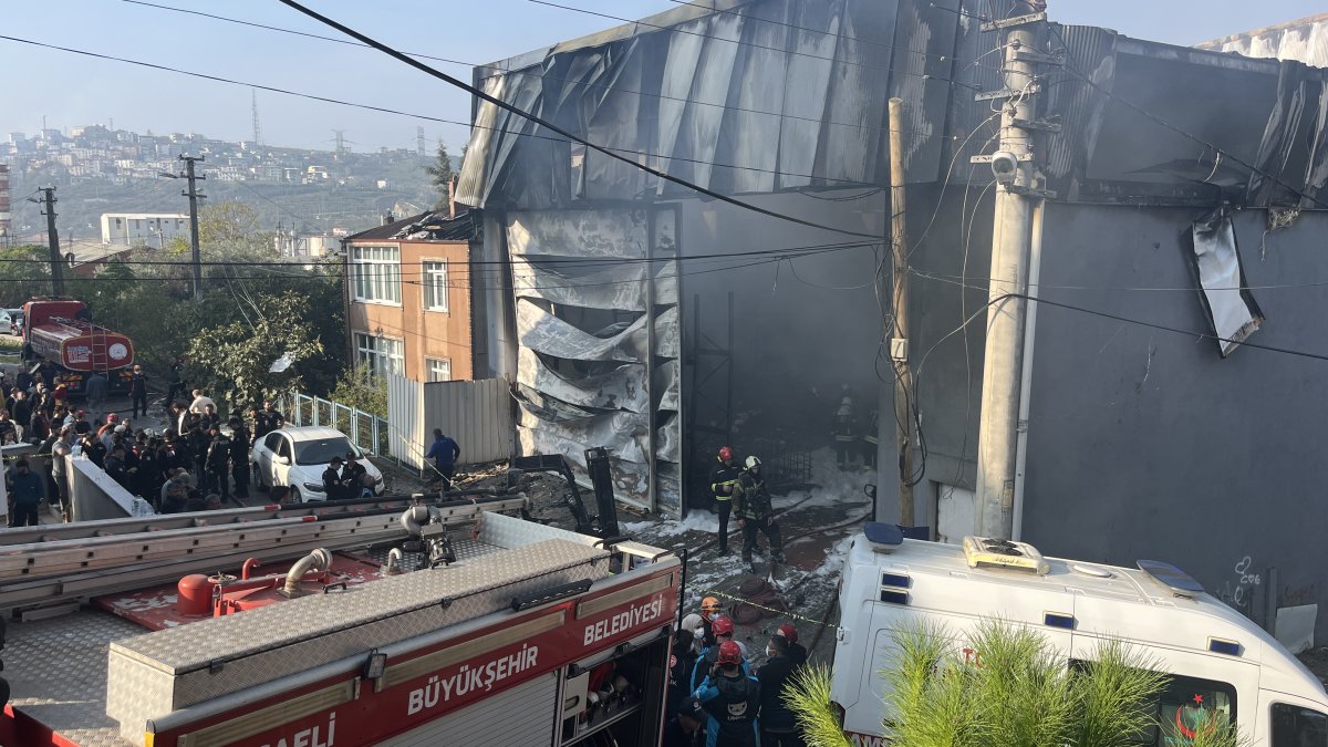 Dilovası’ndaki 7 kişinin öldüğü fabrika yangını davasında keşif yapıldı: Neredeyse ölenler suçlanıyor