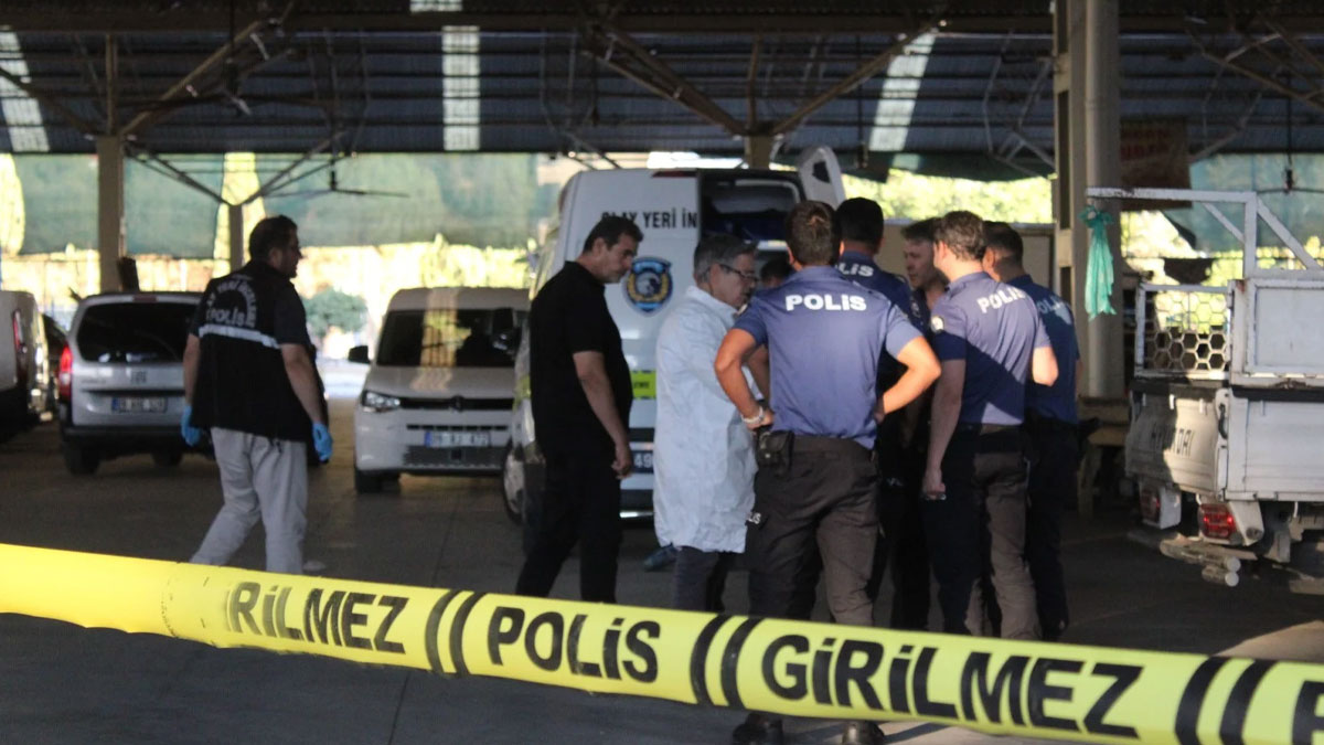 Okul etrafında pompalı tüfekle gezen 2 kişiye gözaltı