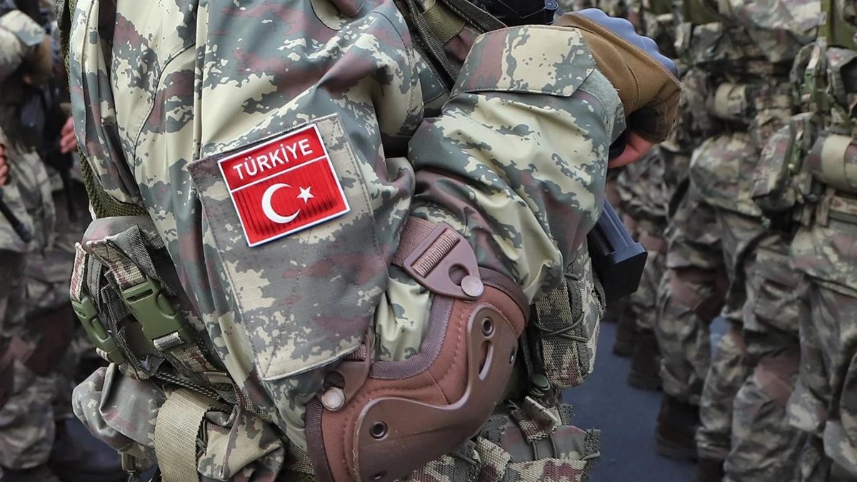 Zeytin Dalı Harekat Bölgesi'nden acı haber: Bir askerimiz şehit oldu