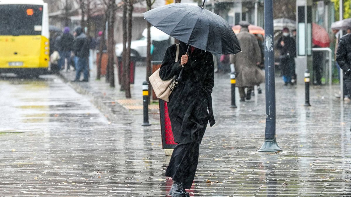 Meteoroloji uyardı: 10 ilde kuvvetli yağış bekleniyor, sıcaklıklar 4 ila 6 derece düşecek