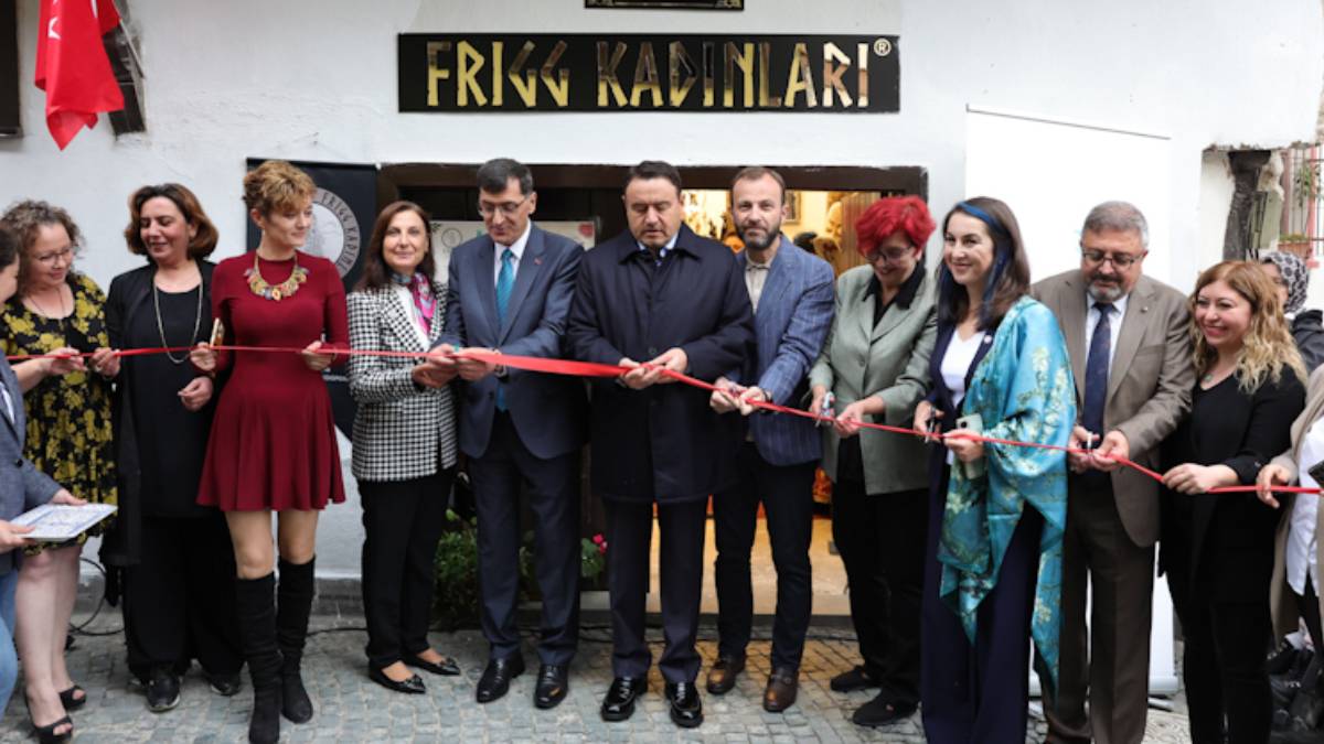 Kadın emeğini buluşturan yeni hizmet binası açıldı