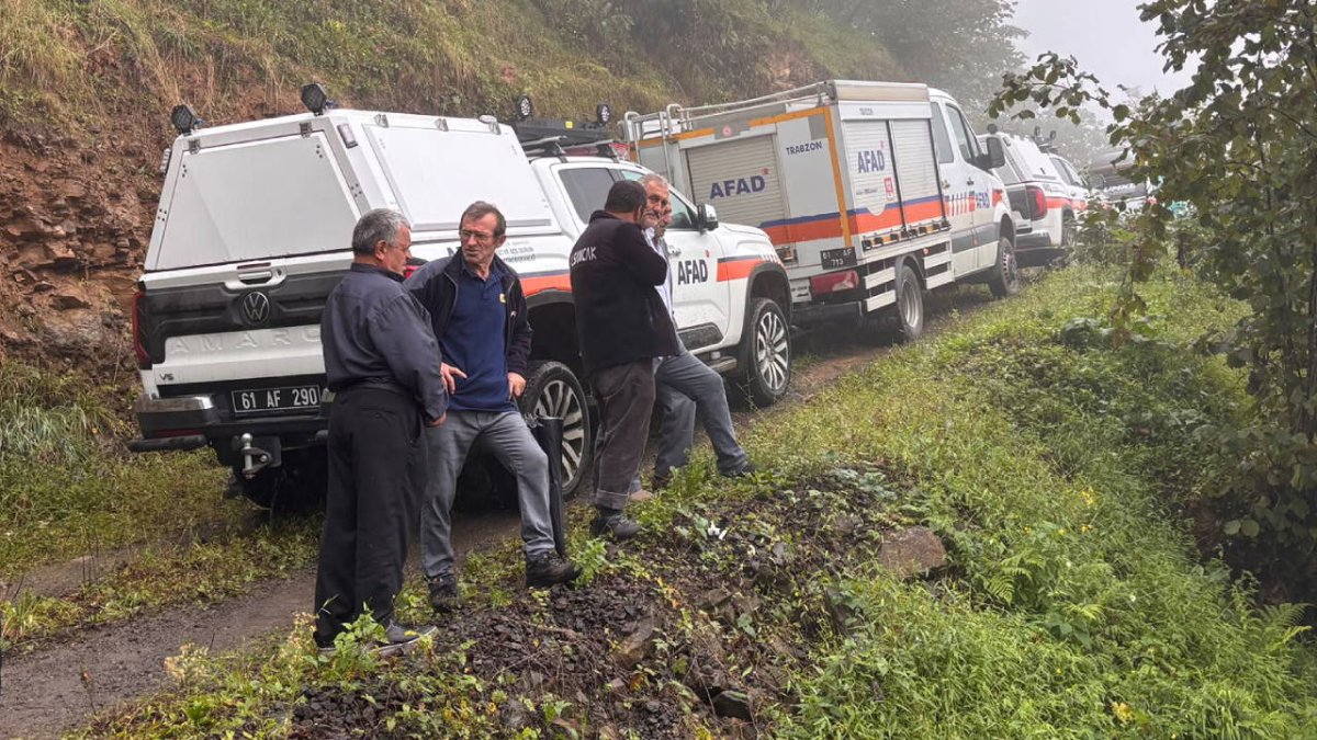 Trabzon'da yamaç arazide heyelan sonucu 1 kişi toprak altında kaldı