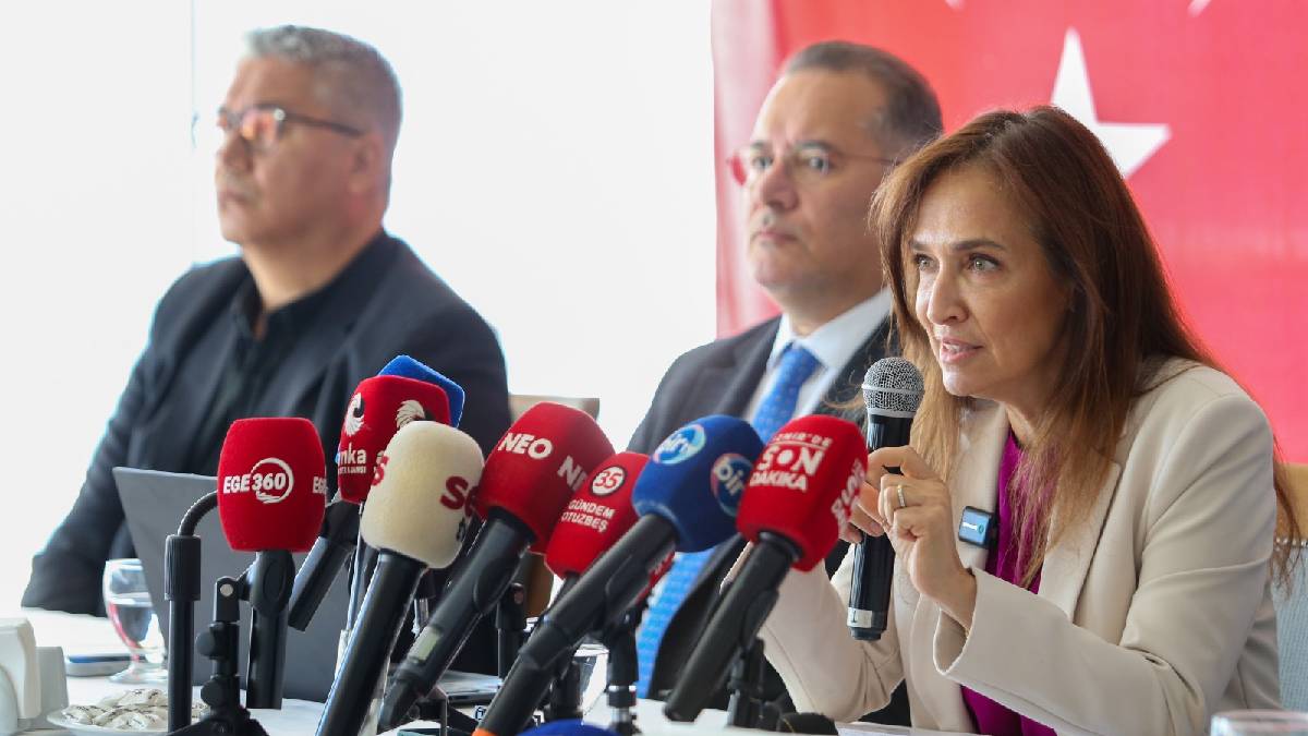 Başkan Ünsal’dan gündeme dair çarpıcı açıklamalar: “Mesele birkaç billboard değil, Kent A.Ş.’nin zarara uğratılmasıdır!”