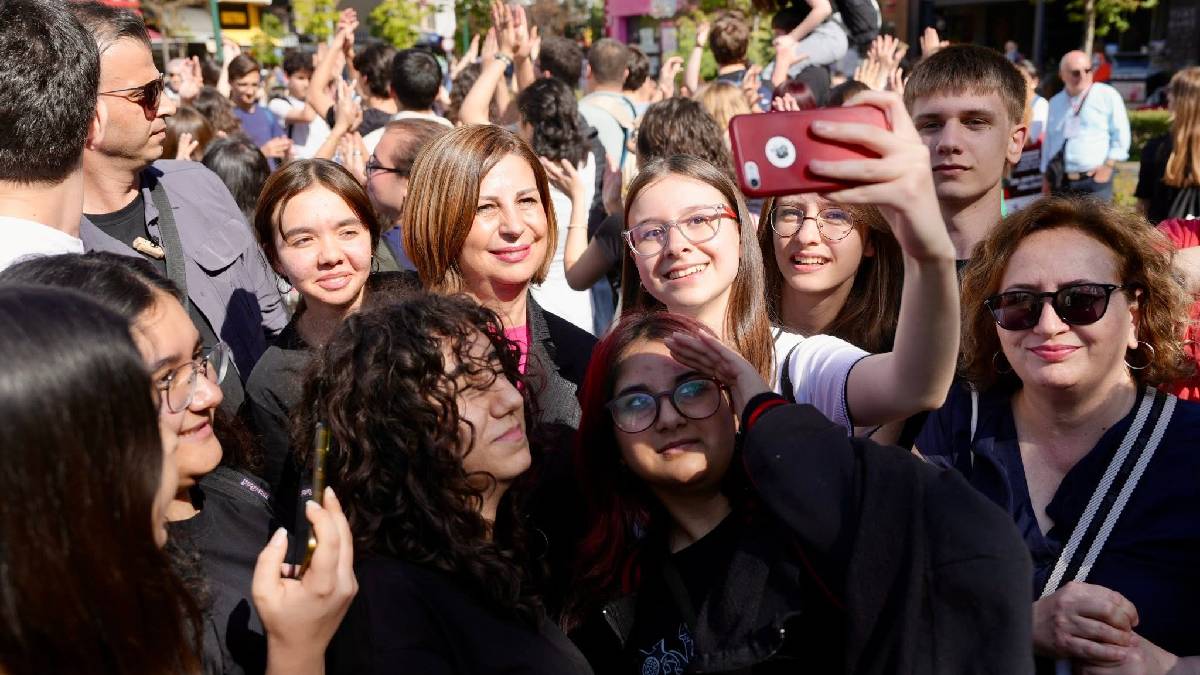 Eskişehir Büyükşehirden üniversite öğrencilerine yönelik eğitim desteği: Başvuruları başlıyor...