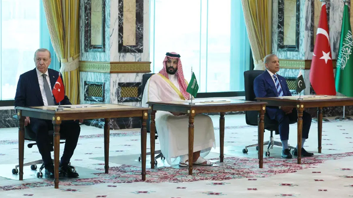 Mekke anlaşmasında ilk ciddi sınav: Saldırıların ardından Türkiye, Suudi Arabistan ve Pakistan acil toplanıyor