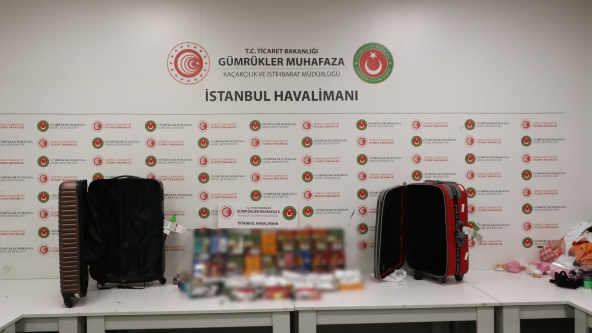 İstanbul Havalimanı’nda 20 kilo metamfetamin ele geçirildi