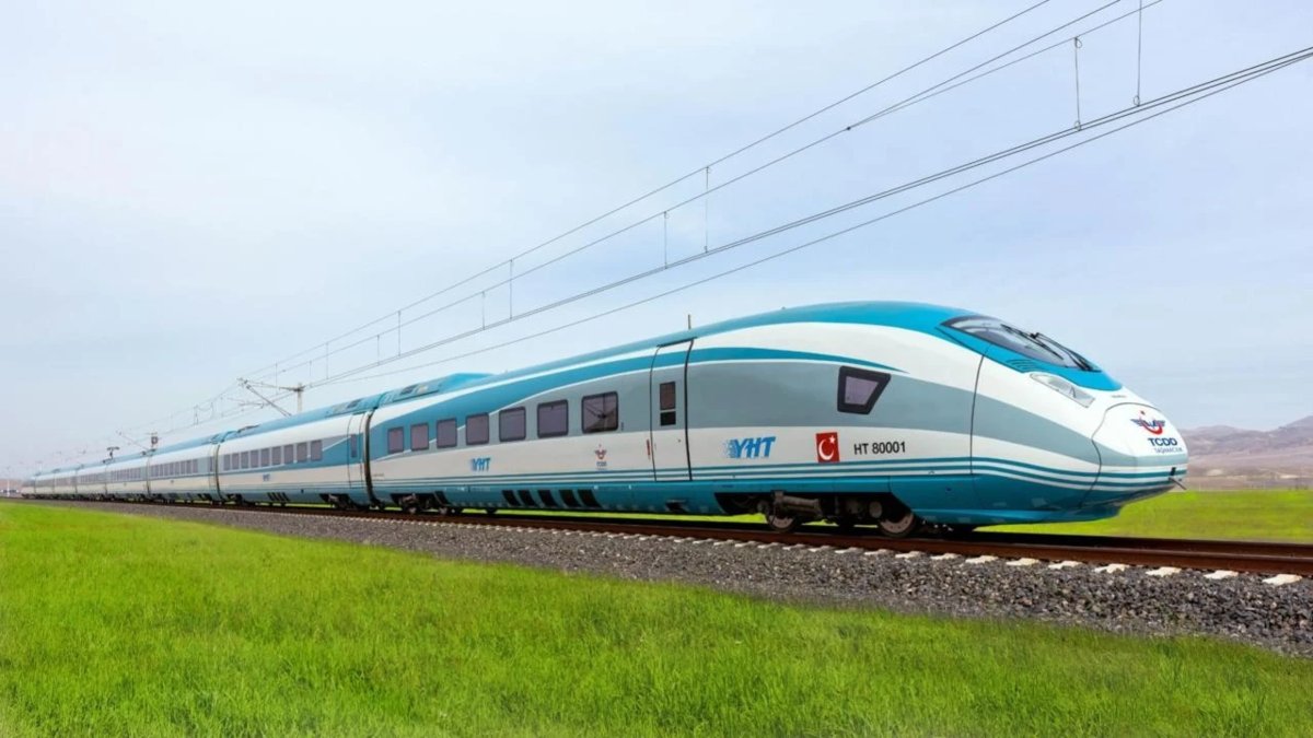 Türkiye’nin demir yolu hedefleri açıklandı: 2028’e kadar hızlı trenle bağlı il sayısı 27’ye çıkacak