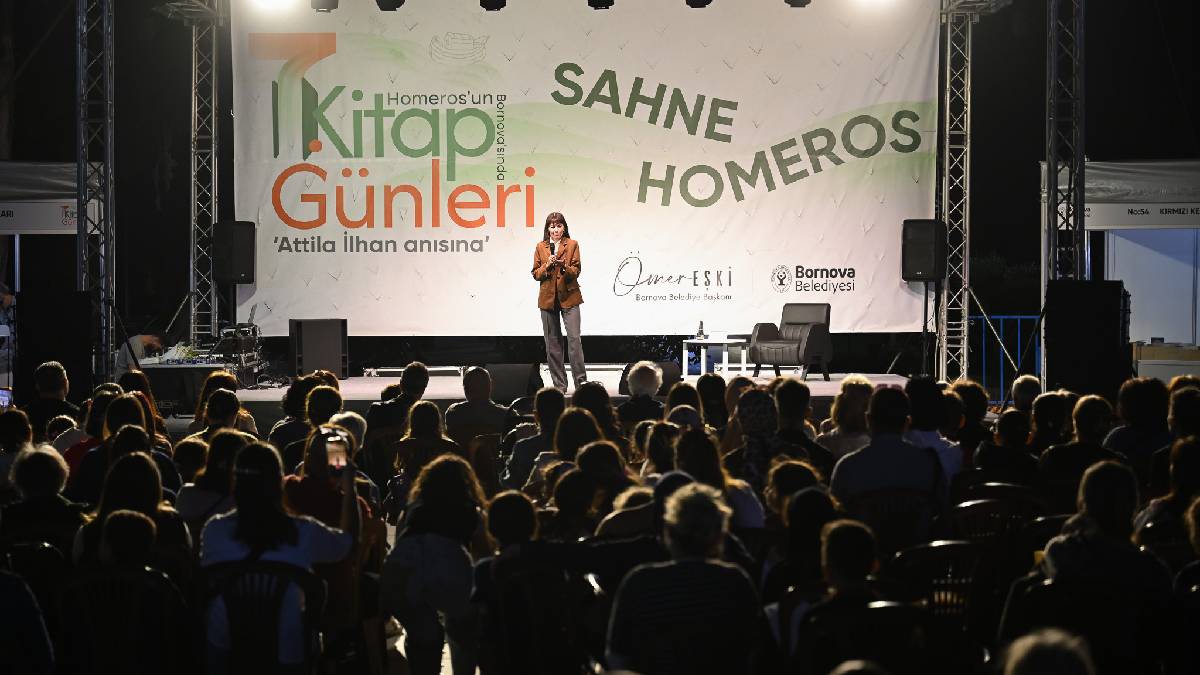 Bornova’da edebiyat rüzgarı: 7. Homeros Kitap Günleri kapılarını coşkuyla açtı