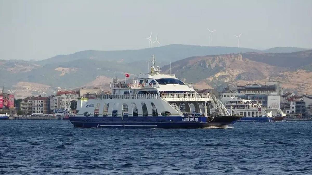 Kabatepe-Gökçeada feribot seferlerinden bazıları hava koşulları nedeniyle iptal edildi