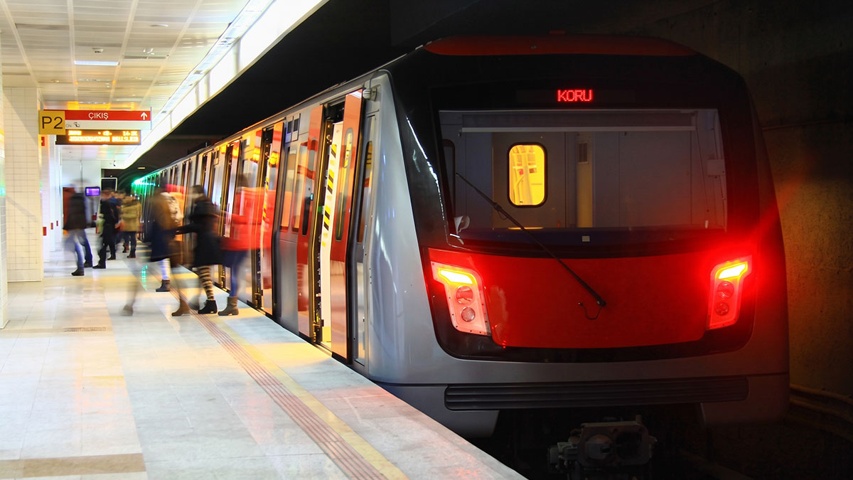 Sefer başı dolulukta Marmaray ve Ankara metrosu zirvede