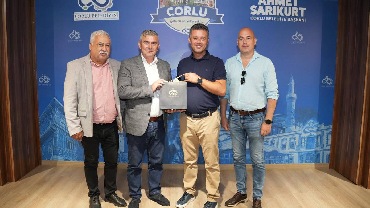 Romanyalı başkanlar Çorlu Belediyesini ziyaret etti