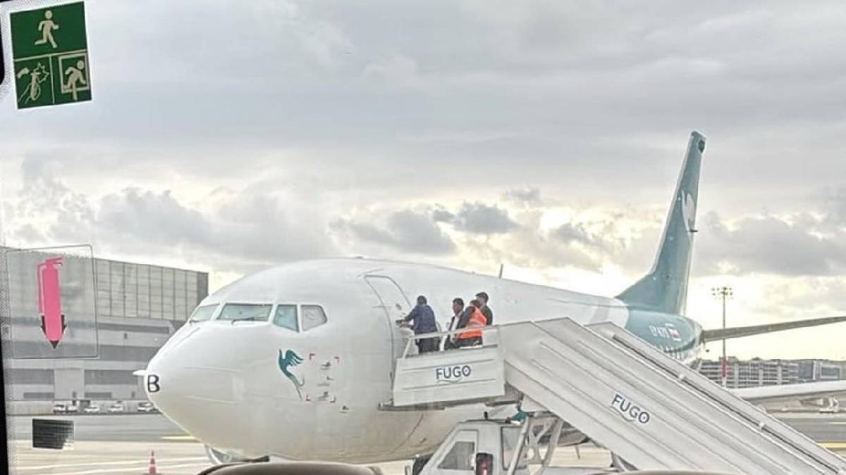 Borcu nedeniyle İstanbul Havalimanı'nda uçak haczedildi