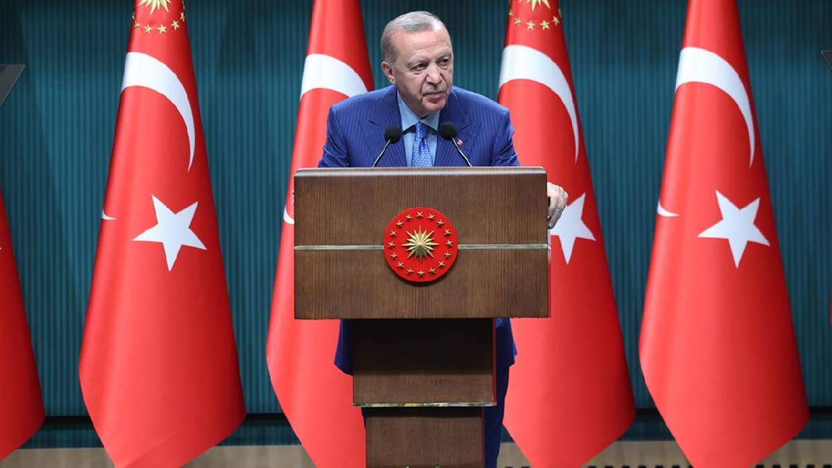 Erdoğan: Milletin malına el uzatan karşısında devleti bulur