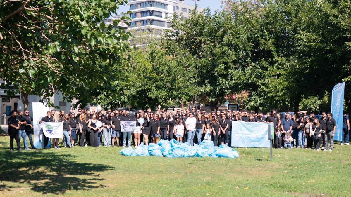 Waternet, Caddebostan'da 44 kg atık ve 4.450 sigara izmariti topladı
