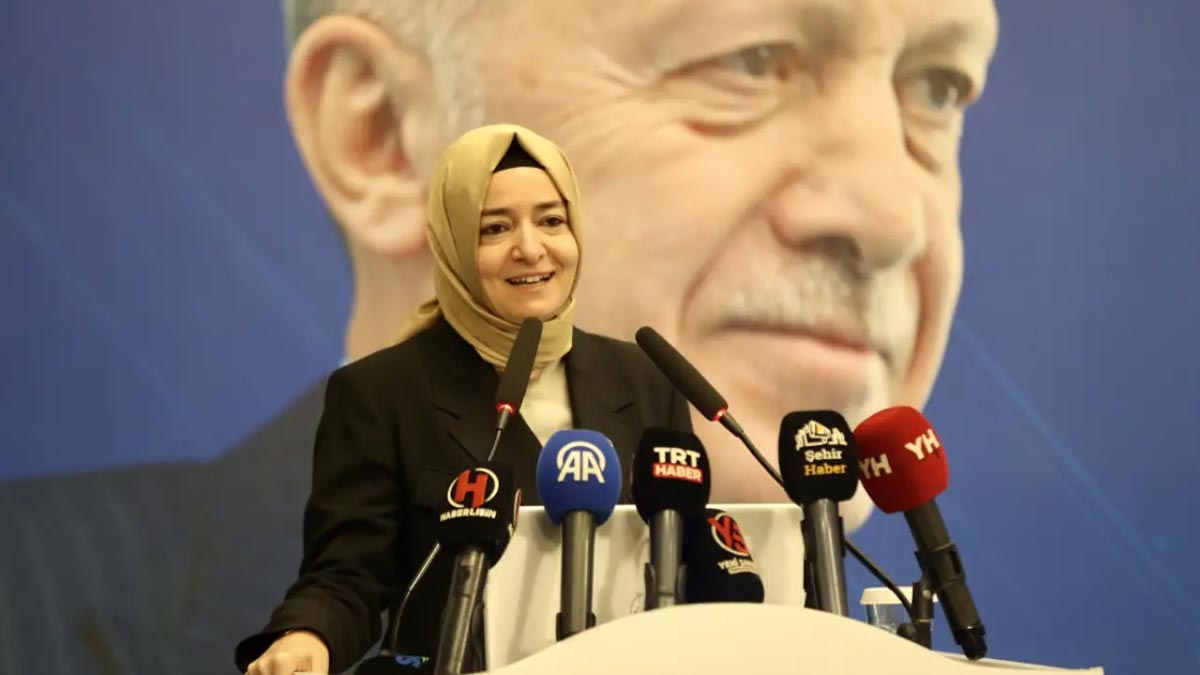 Görevinden istifa etmişti: Fatma Betül Sayan Kaya 2,2 milyar lirayı hazine hesabına iade etti