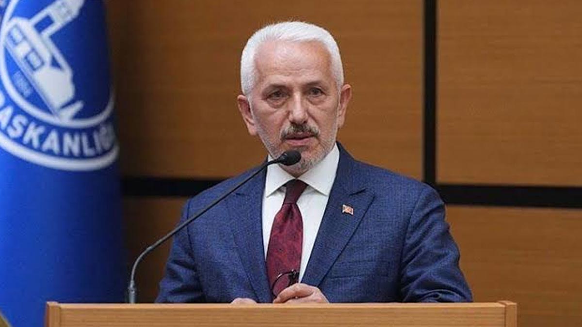 Ekrem Baki CHP’den ve iki meclis üyeliğinden istifa etti