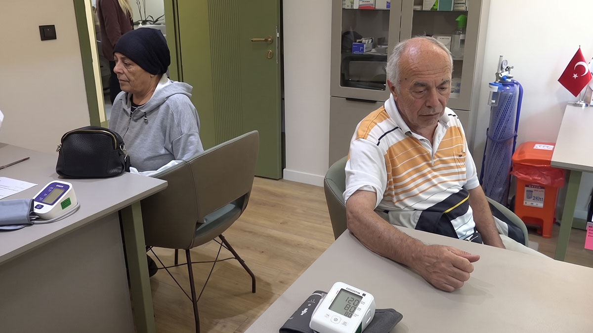 Belediyeden ücretsiz check-up hizmeti için 41 yıllık nikahlı olma şartı