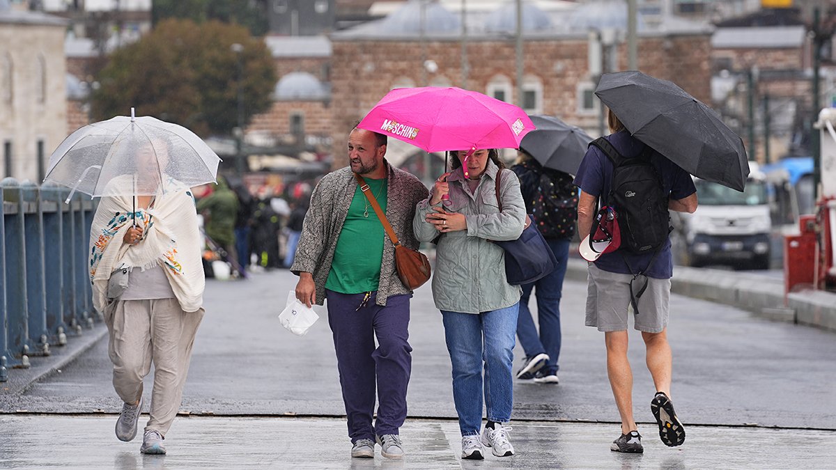 Meteoroloji'den 15 il için sarı kodlu uyarı: Kuvvetli yağış ve rüzgar geliyor