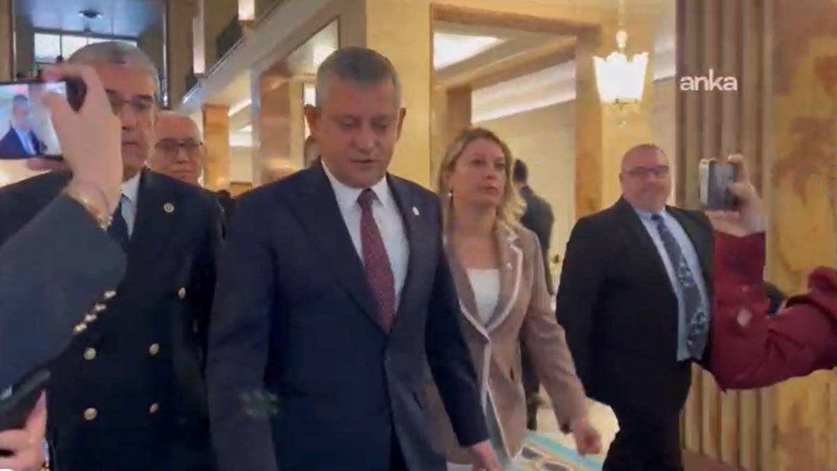 Özel, Erdoğan’ın konuşması öncesi Genel Kurul’dan ayrıldı: Dinlemeye harcayacak vaktimiz yok