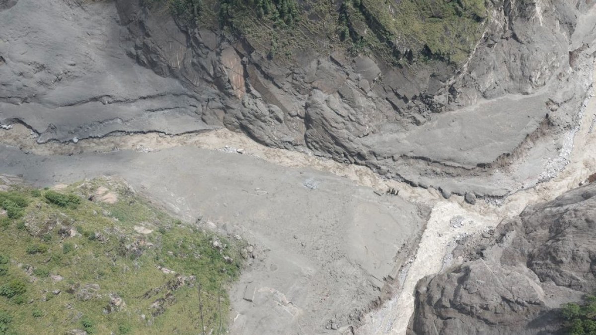 Nepal'de çığ felaketi: Hayatını kaybedenlerin sayısı 15'e yükseldi