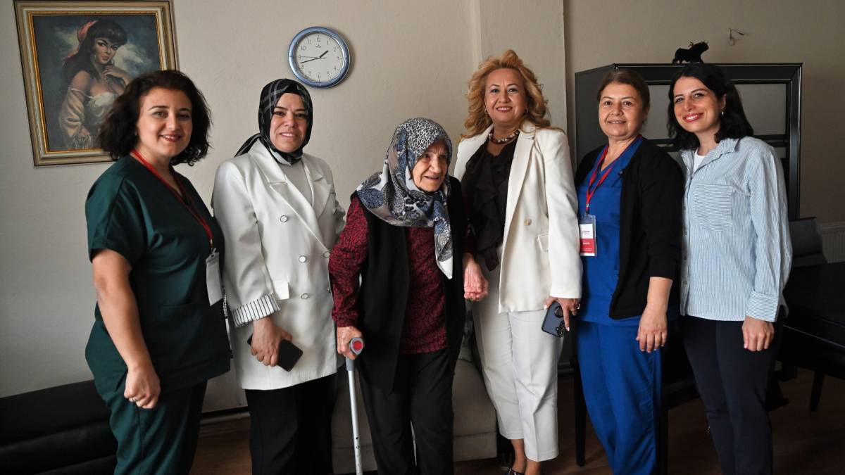 Bornova’nın çınarlarına anlamlı ziyaret