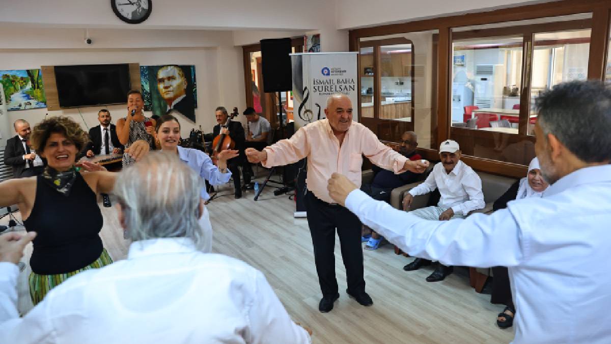 Halil Akyüz Huzurevi’nde Dünya Yaşlılar Günü kutlandı