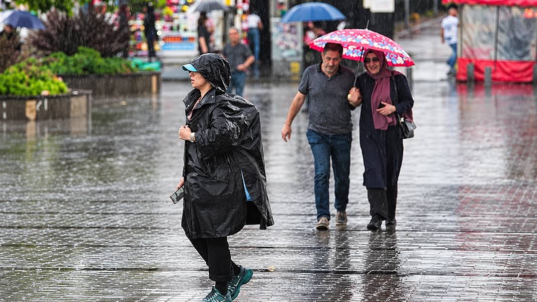 Meteoroloji, 6 ilde sarı alarm ilan etti: Gök gürültülü sağanak yağış bekleniyor