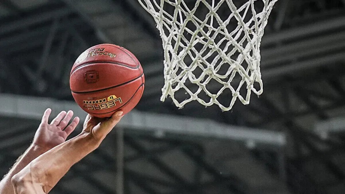 Türk Telekom Basketbol Takımı ilk galibiyet peşinde