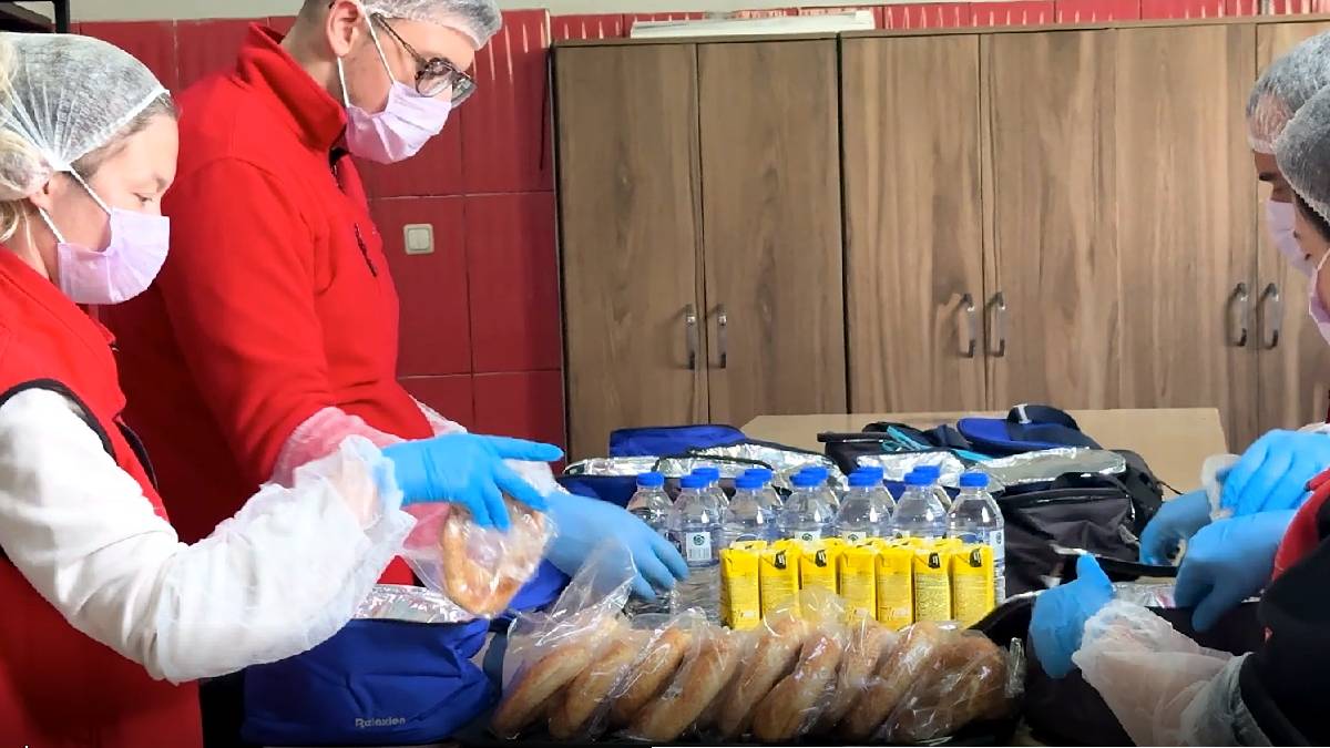 Bilecik Belediyesinden örnek proje: ‘Beslenme Çantası’ uygulaması devam ediyor