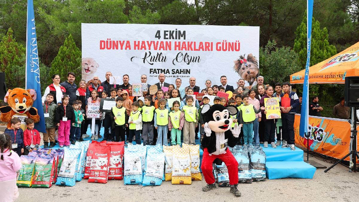 Gaziantep Büyükşehir, 4 Ekim Dünya Hayvanları Koruma Günü programı düzenledi