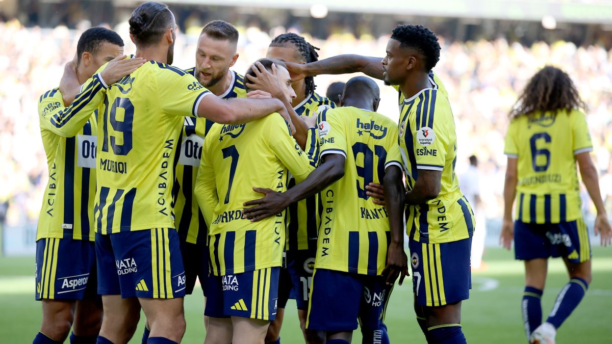 Fenerbahçe’yi yoğun fikstür bekliyor
