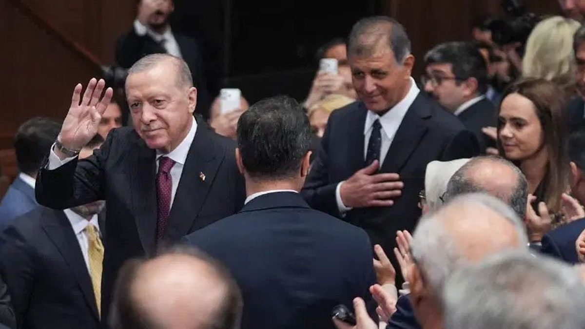 24 yıl sonra bir ilk: İzmir Büyükşehir Belediyesi AK Parti'ye geçti