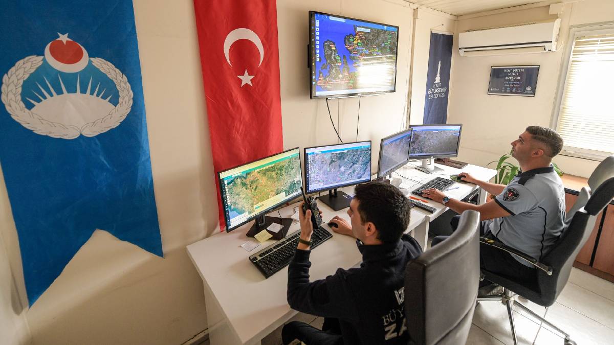 Zabıtadan kaçak döküme karşı koruma kalkanı