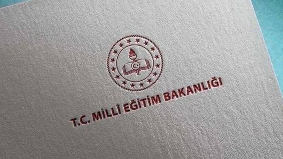2026 Kasım ara tatili ne zaman, hangi gün başlıyor, kaldırıldı mı? MEB ilk ara tatil tarihlerini açıkladı