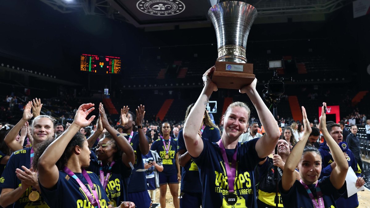 Fenerbahçe Tafrin FIBA Kadınlar Süper Kupa şampiyonu
