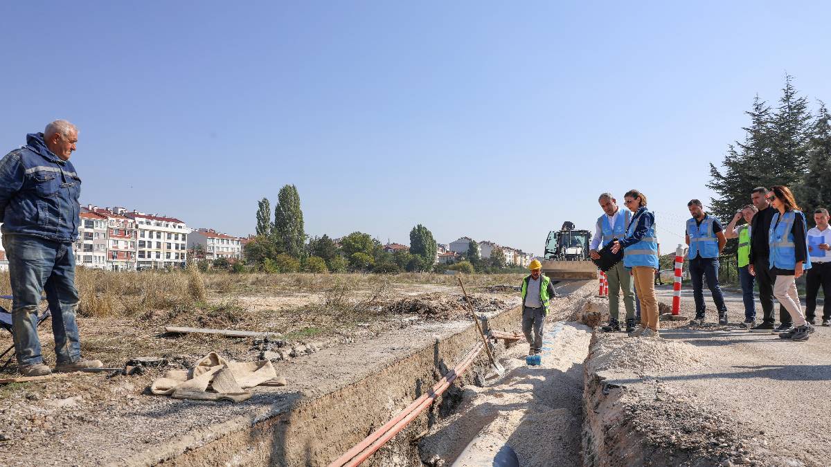 Başkan Ünlüce, Eski’nin altyapı çalışmalarını yerinde inceledi