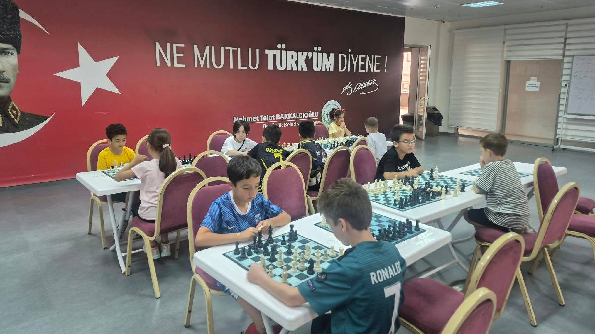Bozüyük’te Cumhuriyet Bayramı coşkusu satranç turnuvasıyla taçlanacak