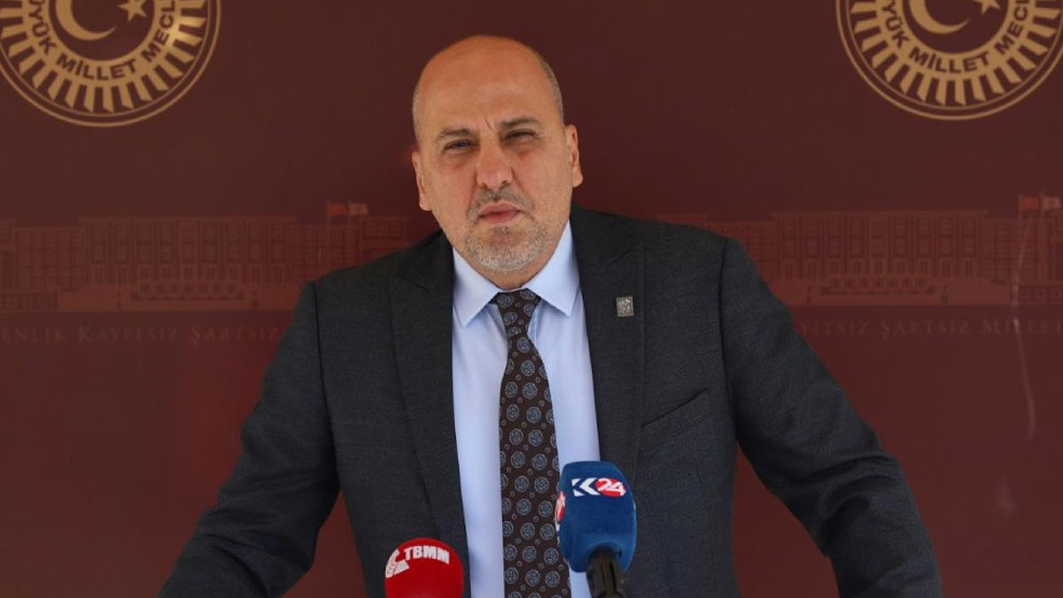 Ameliyat olan Ahmet Şık'tan ilk açıklama: Peşine düşülecek çok fazla hırsız var