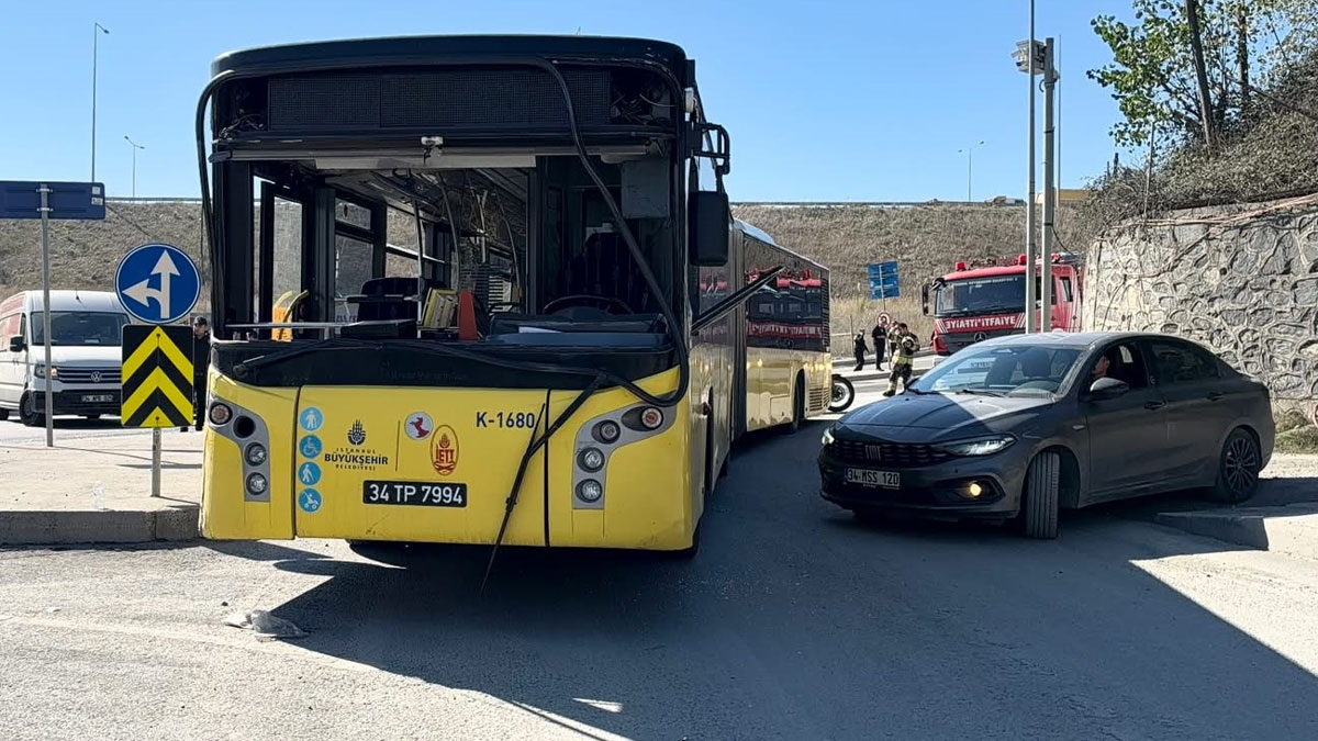 Sultangazi'de İETT otobüsü duvara çarptı, 4 yolcu yaralandı