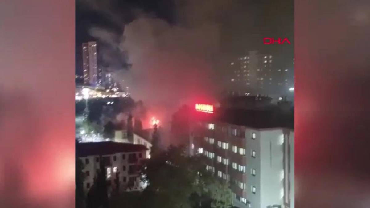 İstanbul'da hastanede yangın çıktı, hastalar tahliye ediliyor