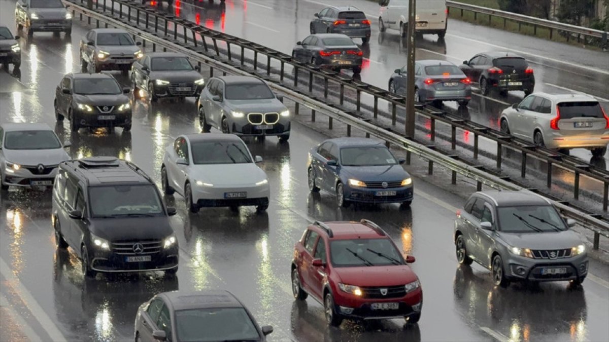 Küçükçekmece E-5 (D-100) yol çalışması ne zaman bitecek, hangi saatlerde kapalı? İşte 12 günlük yeni trafik düzeni!