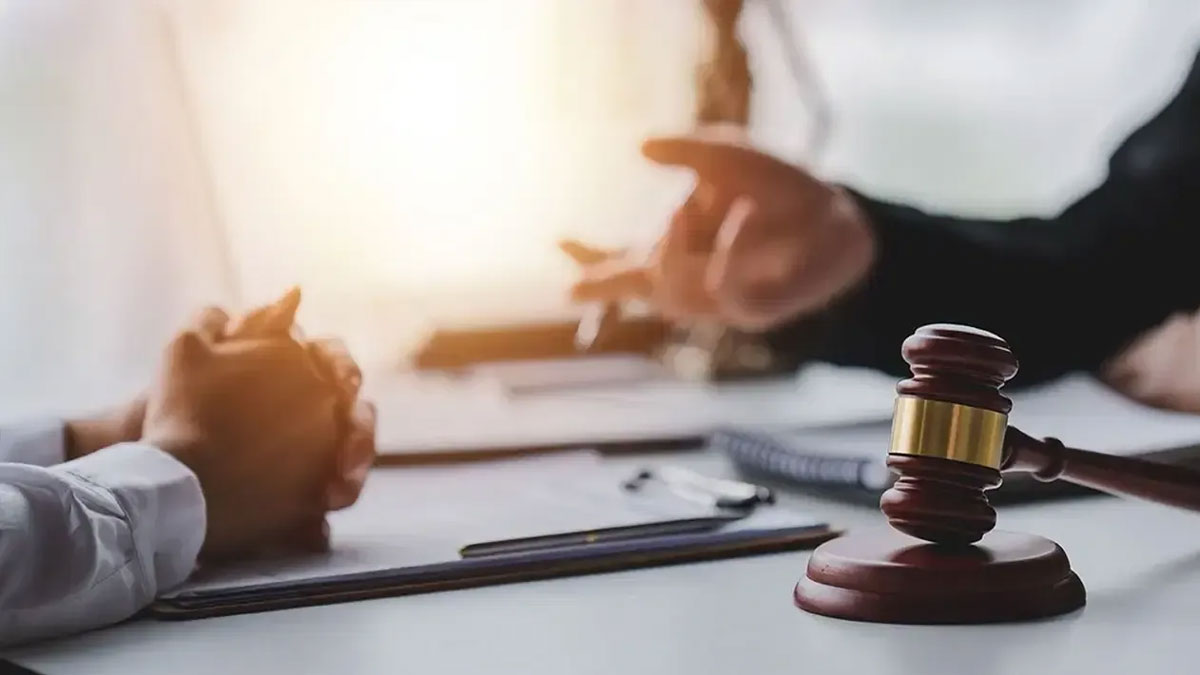 İşçiler için emsal karar: Tarihsiz istifa belgesi geçerli sayılmadı