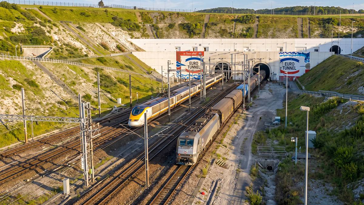 Manş Tüneli'nde 30 yıllık düzen yıkılıyor: Londra ile Avrupa şehirleri arasında her 15 dakikada bir tren kalkacak