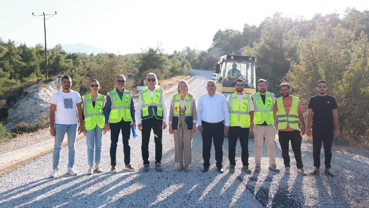 Başkan Doğan, Yeşilyayla-Hacıeyüplü arasındaki asfalt çalışmalarını inceledi